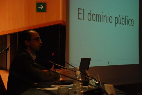 - Presentación e intervenciones de la Mesa sobre Bibliotecas Digitales y sobre Propiedad Intelectual, III Encuentro sobre Biblioteconomía en Casa África