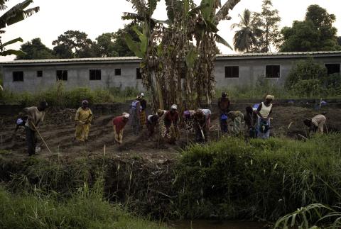 71.	Usos y costumbres, proyecto Soutoura de Ángel Luis Aldai, Casa África