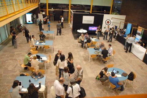 34. MiradasDoc Market 2011