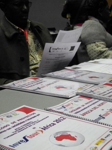 30. Stand de información