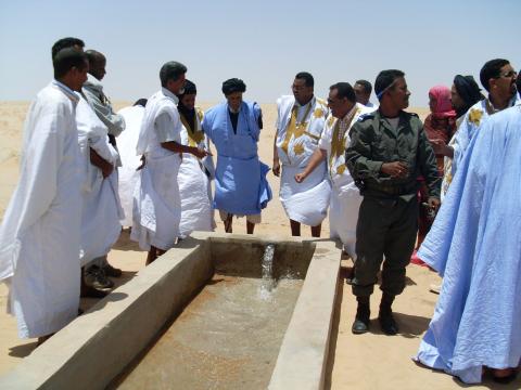 8. Imágenes de los bebederos de camellos, proyecto creado por MPDLC - Movimiento por la Paz, el Desarme y la Libertad en Canarias - en Boulaboir, Mauritania