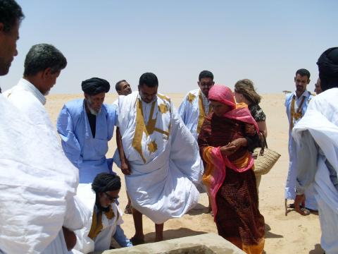11. Imágenes de los bebederos de camellos, proyecto creado por MPDLC - Movimiento por la Paz, el Desarme y la Libertad en Canarias - en Boulaboir, Mauritania