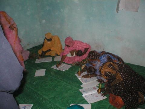 21.	Imágenes de un proyecto Radio Ecca en Nouakchott, capital de Mauritania