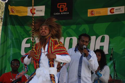 6. Actuación de Ethiocolor en el programa Ethiopia vis a vis organizado por Casa África