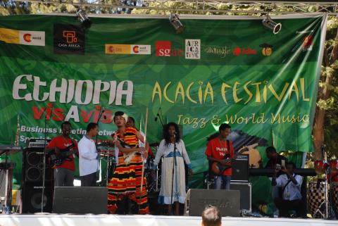 9. Actuación de Ethiocolor en el programa Ethiopia vis a vis organizado por Casa África