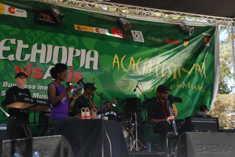 15. Actuación de Addis Acoustic Project en el programa Ethiopia vis a vis organizado por Casa África