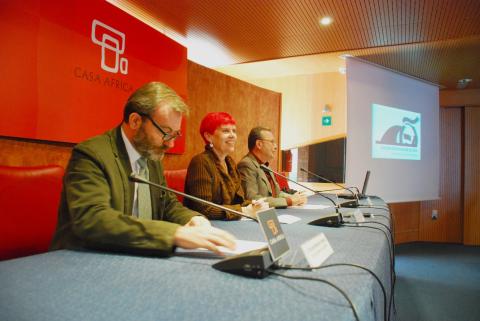 1. Presentación del Festival de Cine de Las Palmas de Gran Canaria en Casa África. A la izq. Ricardo Martínez Vázquez, Director General de Casa África