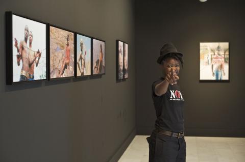 13. Zanele Muholi en Casa África. Exposición 'Fragmentos de una nueva historia'