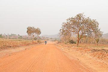 2. Camino a Pendjari. Hacia Tanougou