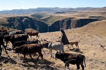 4.	Semonkong- Alrededores camino a las cascadas