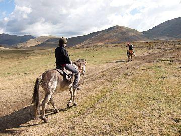 7.	Semonkon. Excursión a caballo