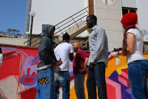 40. Imágenes del proceso de creación del Mural Desarrocio: Mural comunitario 'Urban Art en el Campus' en la Universidad de Las Palmas de Gran Canaria