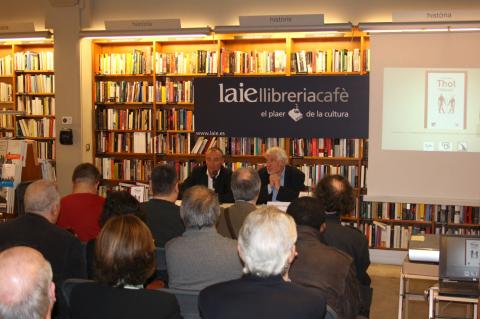 1. Presentación del libro Thot. Pensamiento y poder en el Egipto faraónico en la librería Laie en Barcelona