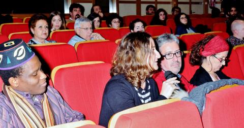 29. Intervención del público en la presentación del Cuaderno Africano Si hablas de nosotros