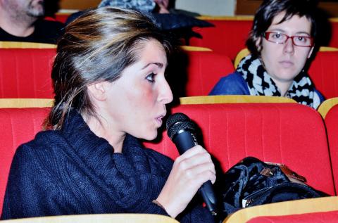 30. Intervención del público en la presentación del Cuaderno Africano Si hablas de nosotros
