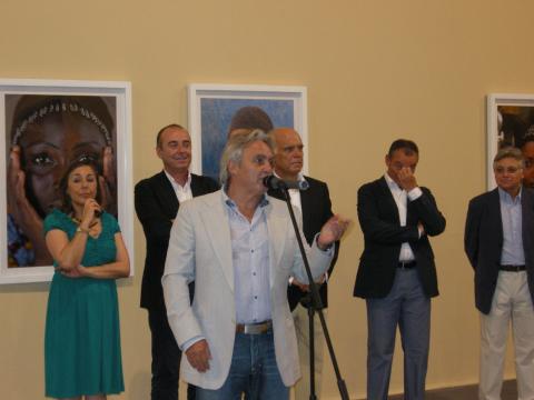 26. Ángel Luis Aldai en la presentación de la exposición Soutoura