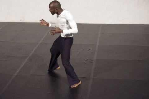 4. Ahmed Soura -bailarín de Burkina Faso- en la residencia coreográfica en La Gomera
