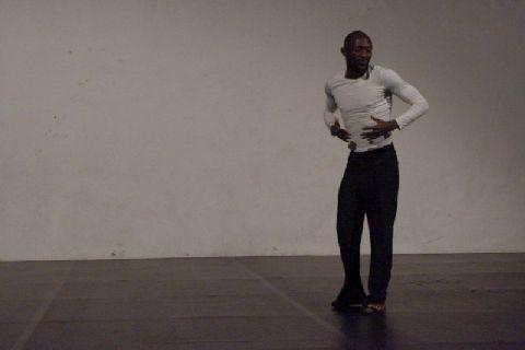 5. Ahmed Soura -bailarín de Burkina Faso- en la residencia coreográfica en La Gomera