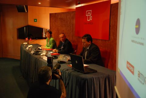 9. Mesa de inauguración de la Conferencia de la Asociación Internacional de Transporte Multimodal celebrada en Casa África