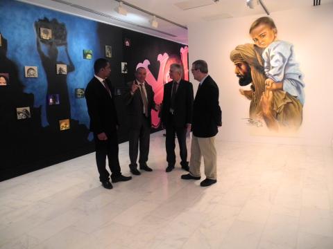 3. Visita a la exposición de Gráffrica de Adalberto Vieira, Secretario de Estado de Recursos Marinos de Cabo Verde, a Casa África