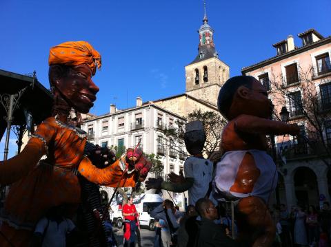 7. Les Grandes Personnes en el Festival Internacional de Teatro de Títeres de Segovia