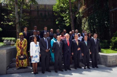 33. Foto de los miembros del Consejo Diplomático de Casa África