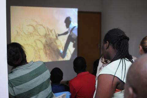 22. Exposición-proyecto audiovisual  Africalls? en la Fundación Nubuke en Accra (Ghana)