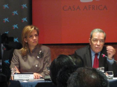 5. Presentación del proyecto GAVI por Jaume Lanaspa Gatnau -Director General de la Fundación La Caixa- y S.A.R. La Infanta Doña Cristina