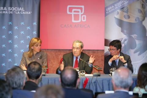 8. Mesa de presentación del proyecto GAVI con S.A.R. La Infanta Doña Cristina en Casa África