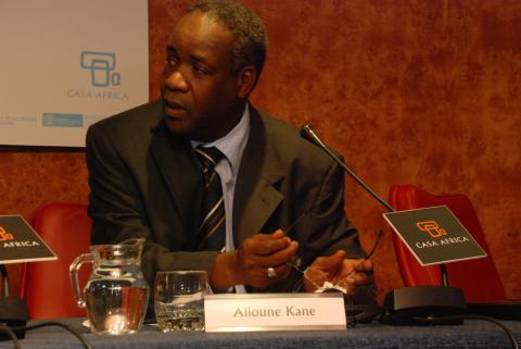 3. Alioune Kane, Catedrático Director de la Cátedra UNESCO de Gestión Integrada de las Costas y Desarrollo Sostenible. Universidad de Cheikh Anta Diop, Senegal