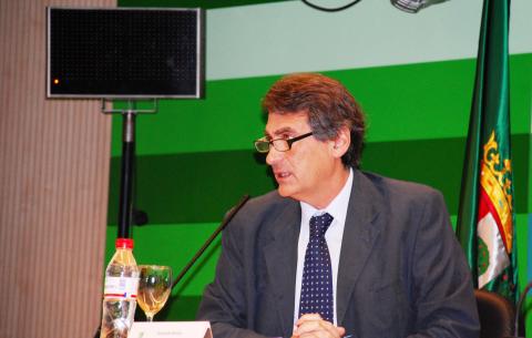 9. Imagen de Fernando  Molina, Decano de la Facultad de Derecho de la UAM