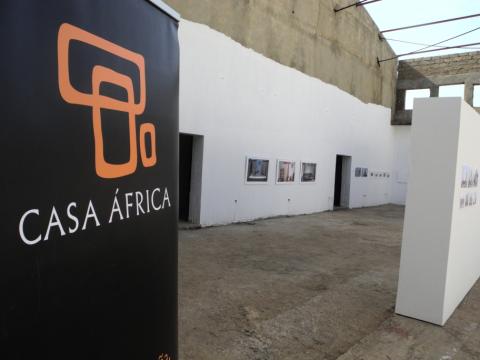 2. Exposición Singularidades organizada por Casa África en la VIII Edición de la Bienal de Fotografía de Bamako, 2011