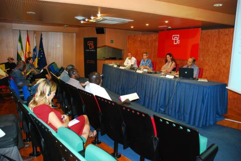 11. Presentación del libro El Magreb y las migraciones subsaharianas: el papel de asociaciones y sindicatos  en Casa África