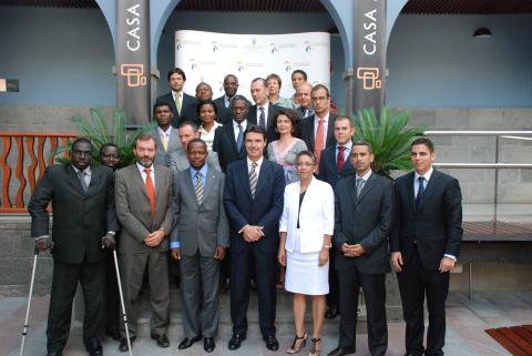 1. Imagen de los participantes a la I Reunión del Espacio Atlántico Euroafricano celebrada en Casa África