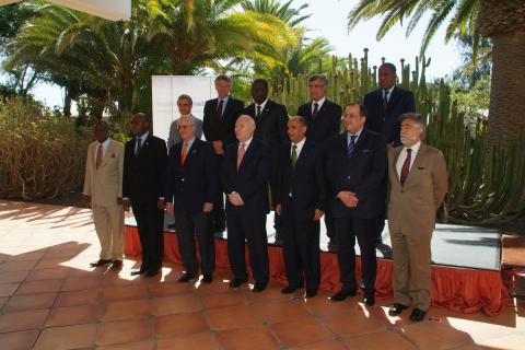 2. Imagen de todos los Ministros de Asuntos Exteriores participantes en la Reunión de Alto Nivel en Lanzarote, Canarias