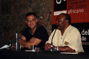 7. Participación de Donato Ndongo (Guinea Ecuatorial) con Alfonso González Jerez en el SILA, 2009