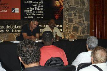 10. Participación de Donato Ndongo (Guinea Ecuatorial) con Alfonso González Jerez en el SILA, 2009