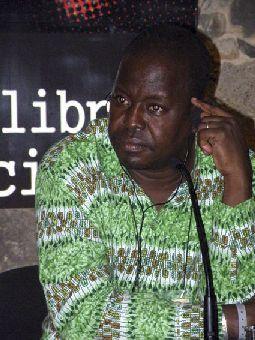 18. Imagen de Hamidou Kane (Senegal) en su participación en el SILA, 2009