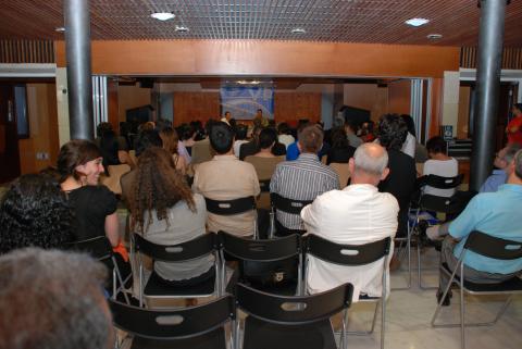 8. Imagen de las presentaciones de VI Congreso de Estudios Africanos en el Mundo Ibérico (2008), en Casa África
