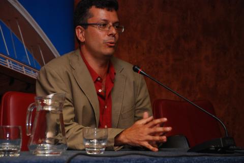 10. Imagen de Germán Santana -Coordinador del VI Congreso de Estudios Africanos en el Mundo Ibérico (2008)-