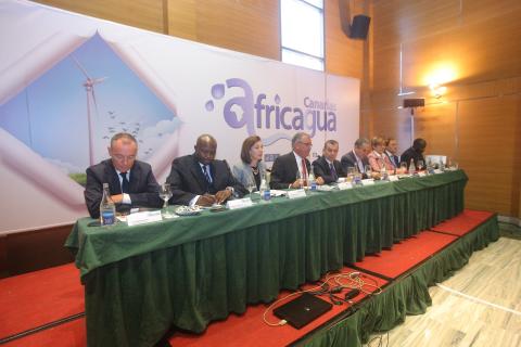 6. Imagen de la presentación de Africagua en Fuerteventura, 2012