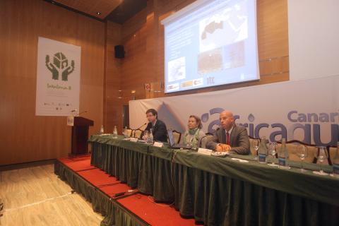 9. Imagen de la presentación de Africagua en Fuerteventura, 2012