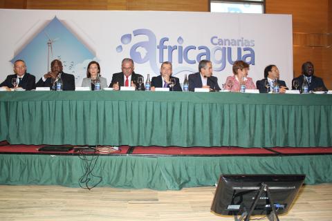 12. Imagen de la presentación de Africagua en Fuerteventura, 2012