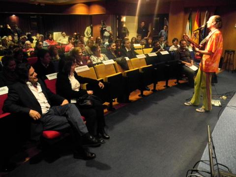 15. Actuación de Arístides Moreno en Casa África