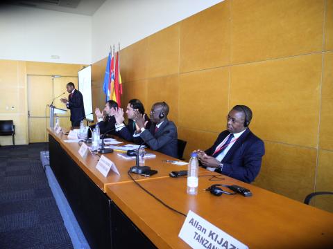 7. Imágenes de la presentación de INVESTOUR 2013