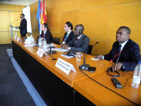 11. Imágenes de la presentación de INVESTOUR 2013