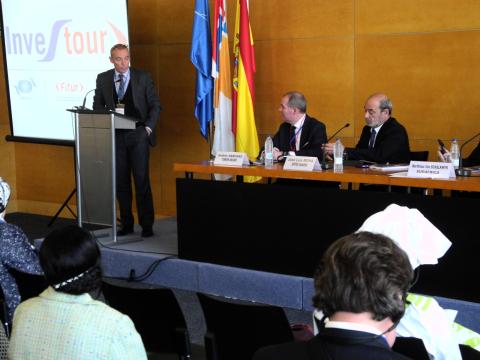 25. Intervención de Luis Padilla, secretario general de Casa África
