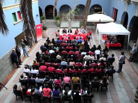 12.	Grabación del programa El día menos pensado de RNE en Casa África