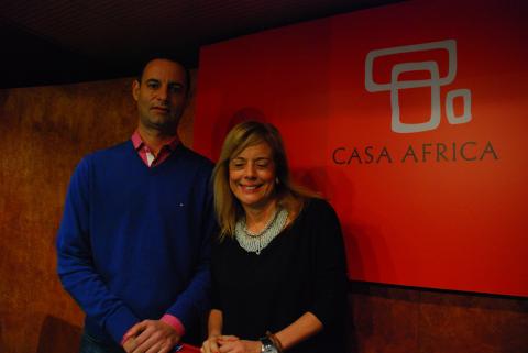 1. De izq. a dere.: Juan Jaime, Jefe del Área de Cultura y Educación de Casa África, y Josefa I. Farray Cuevas, Presidenta de la Fundación Canaria Farrah para la Cooperación y el Desarrollo Sostenible. España