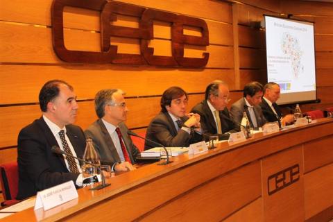 8. Presentación del informe Perspectivas Económicas de África, 2014 en la Confederación Española de Organizaciones Empresariales (CEOE), Madrid